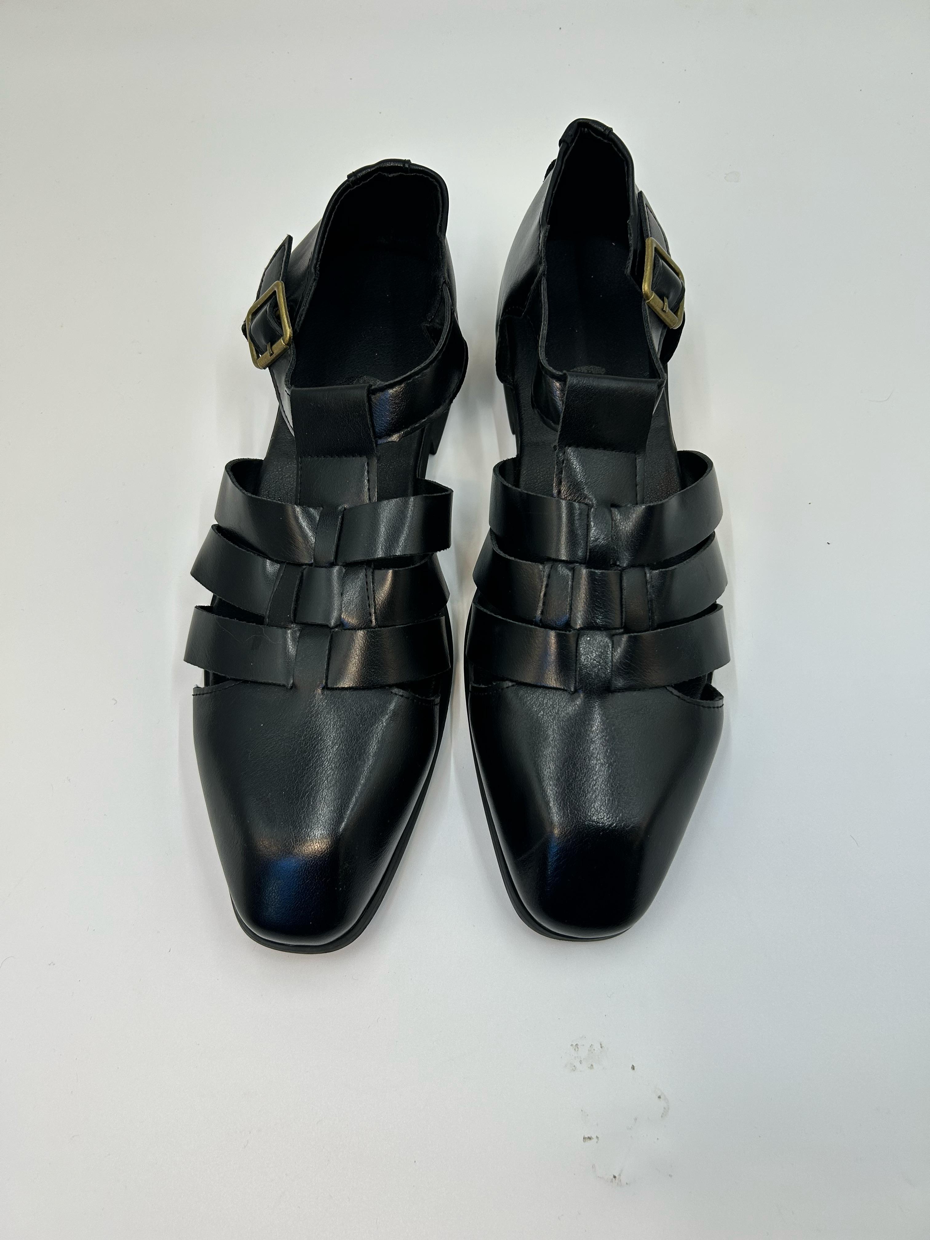 Black Closed Toe Sandals