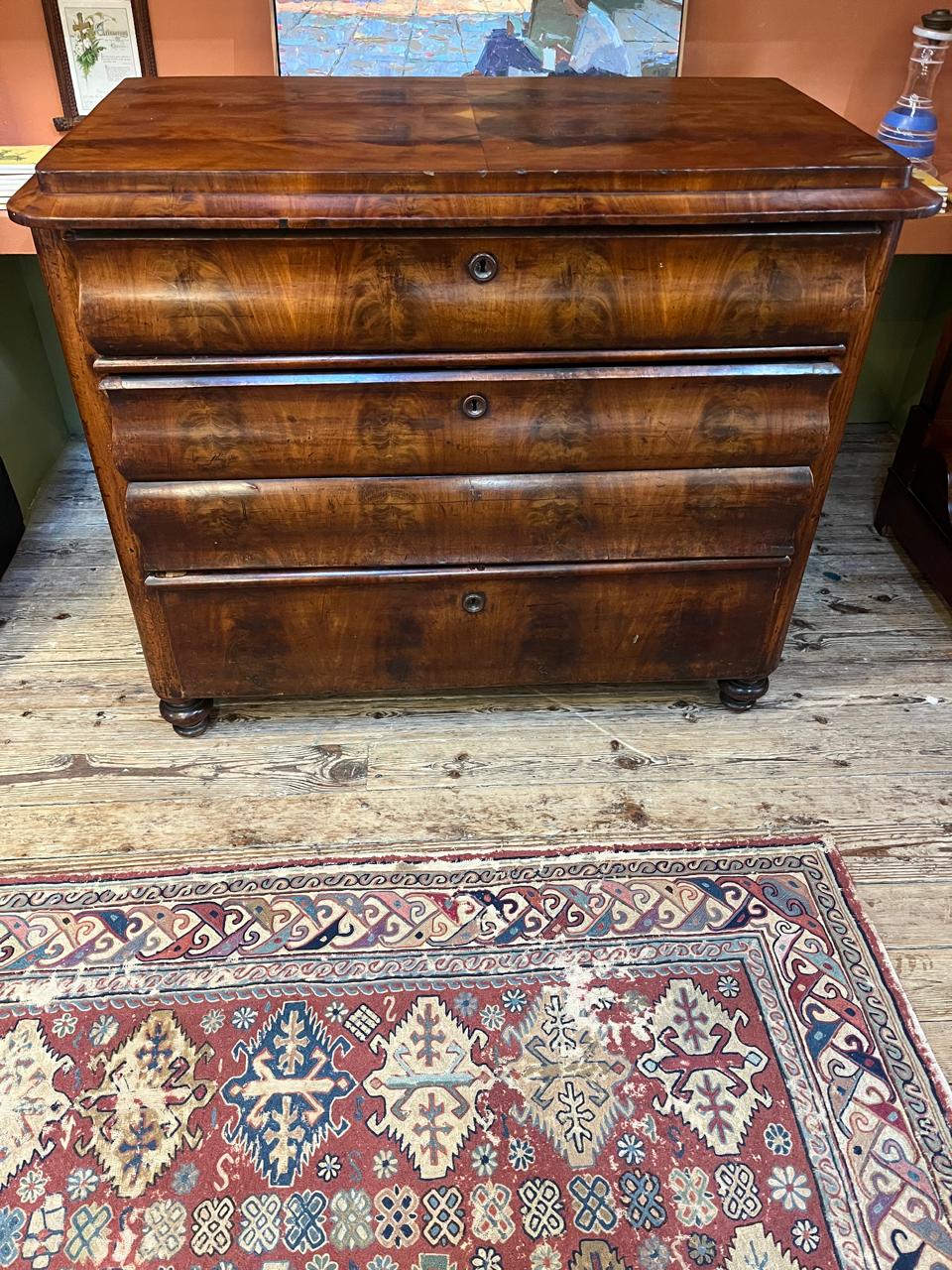 Victorian Chest Of Drawers