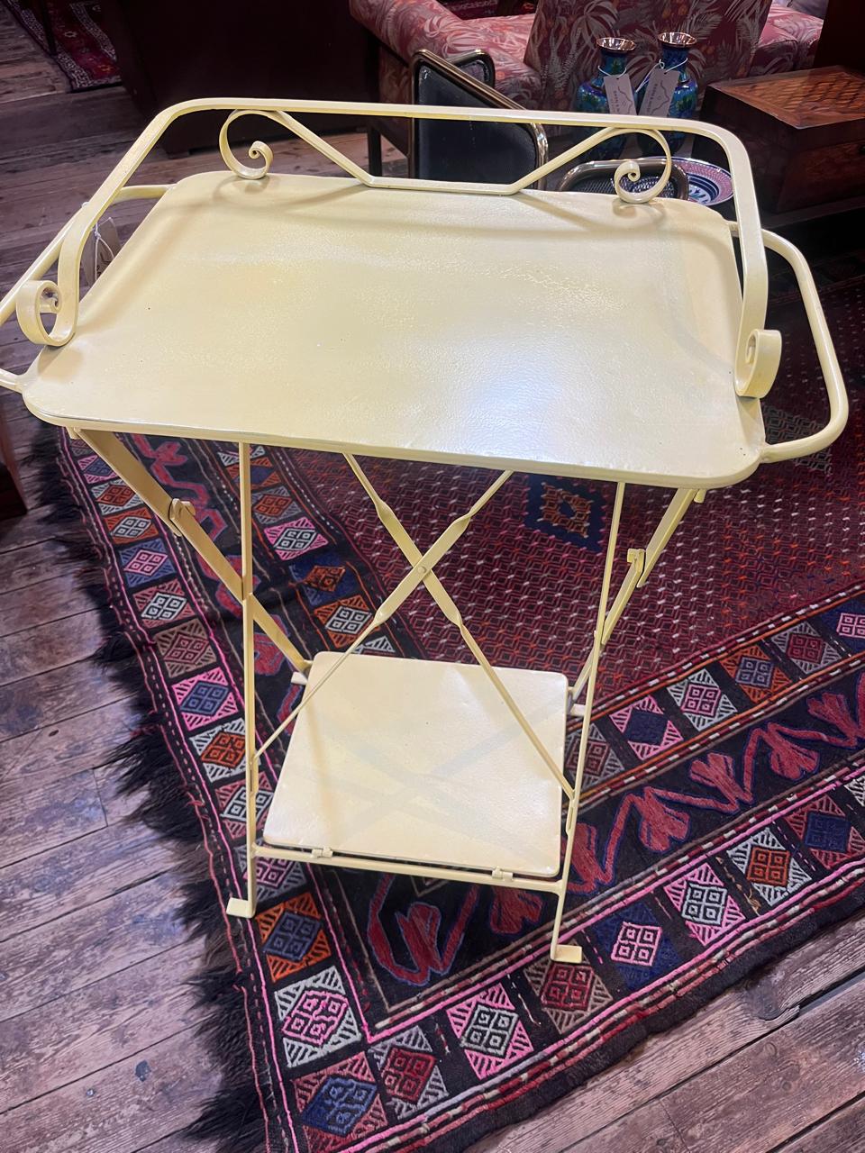 Yellow French-Style Foldable Steel Wash Stand